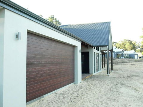 Distinguished Constructions Pty Ltd - Builders Victoria 1