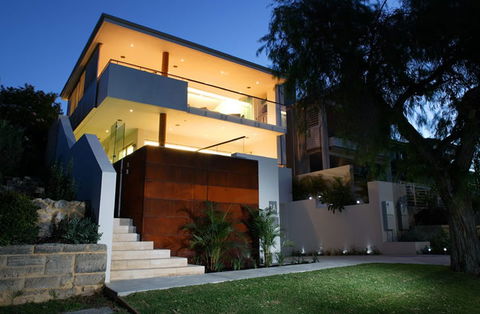 Hutcherson Construction - Builders Victoria 0