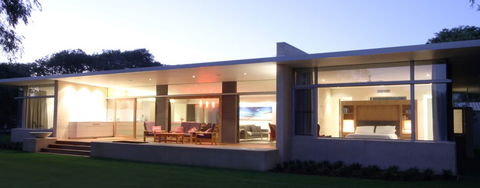 MacKinnon T R & Co - Builders Victoria 2