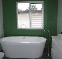 Bond R W Constructions - Builders Victoria