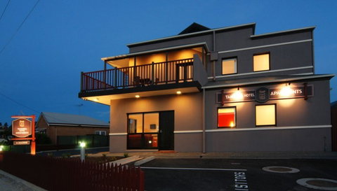 Pascale Construction - Builders Victoria 0