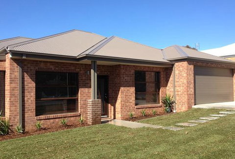 Adrian Bassett Homes - Builders Victoria 0