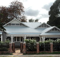 M J Bright Builders - Builders Victoria