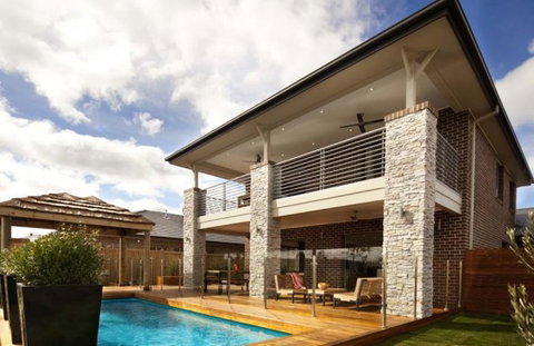 Simonds - Builders Victoria 1