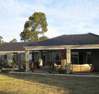 T.J.H. Constructions - Builders Victoria